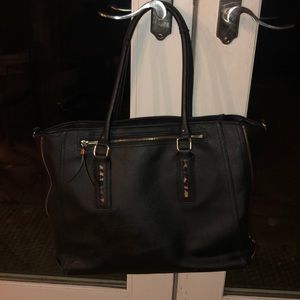 Stella and Dot Tote with Shoulder Strap